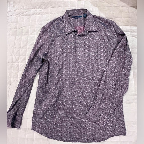 Perry Ellis Other - Perry Ellis Men's Purple Patterned Button Down Shirt